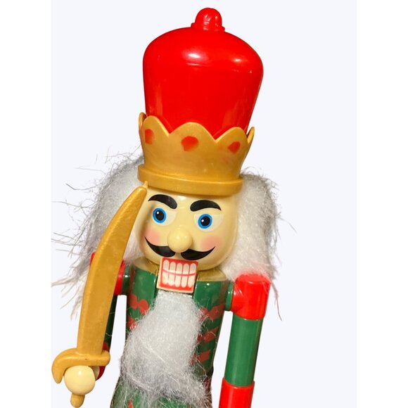 Plastic Nutcracker Soldiers Christmas Decor 8.5-9 Inches tall Set of 3 - Picture 4 of 11